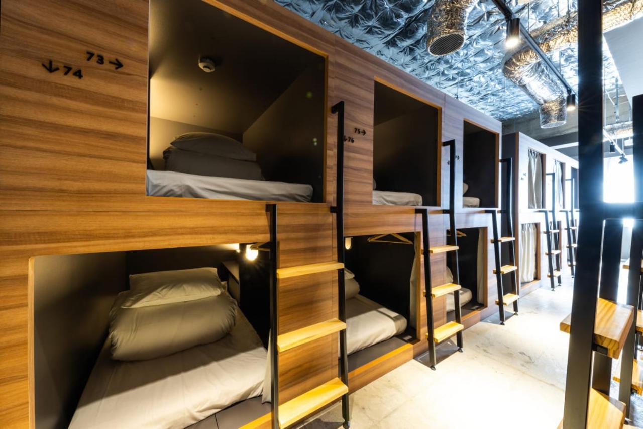 Хостел Unplan Fukuoka Фукуока Экстерьер фото